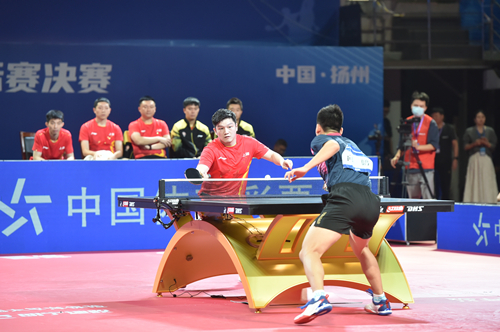 一场激烈的 一场激烈的